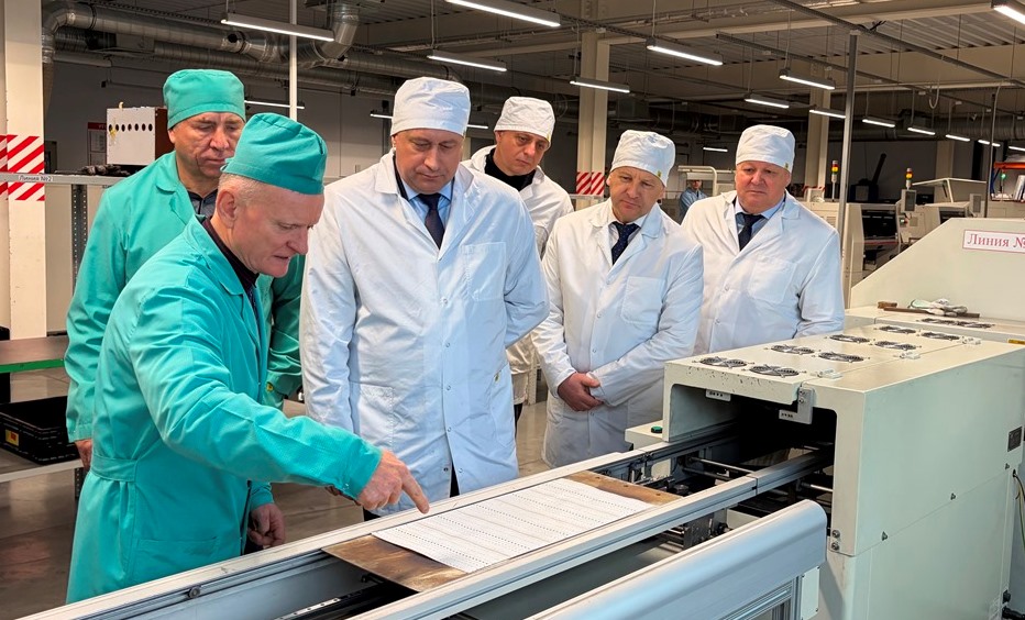 АЛЕКСАНДР ЛОМСКИЙ ОЗНАКОМИЛСЯ С ДЕЯТЕЛЬНОСТЬЮ ПРЕДПРИЯТИЙ-РЕЗИДЕНТОВ СЭЗ «БРЕСТ»